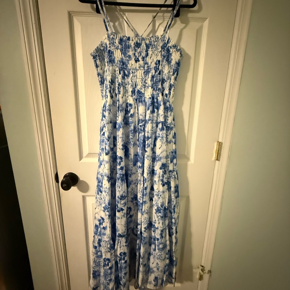 Abercrombie & Fitch Blue and White Floral Maxi Dress